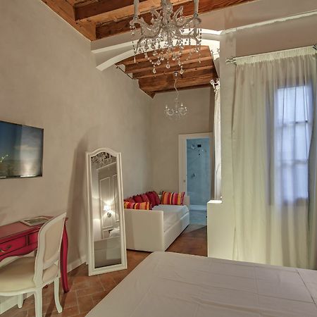 Hotel Residenza D'Epoca Borgo Albizi Florencja Zewnętrze zdjęcie